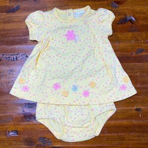 Carter’s • Just One Year • 2 Piece Set • 3M
